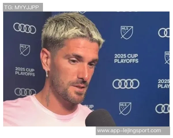 梅西苏牙德保罗齐聚海得拉巴球场包厢观赛引发球迷热议