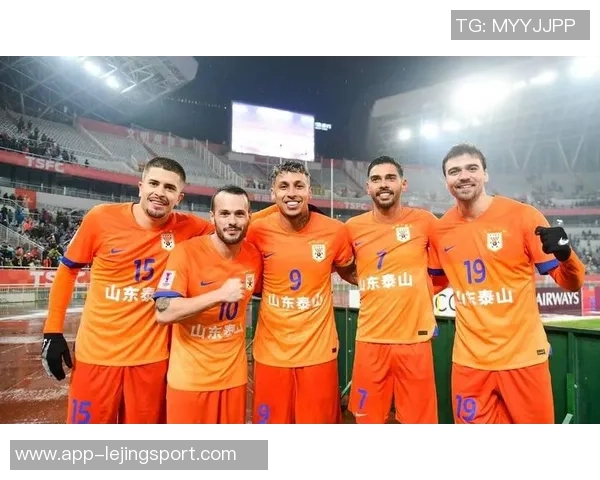 泽卡左脚推射破门助泰山队领先三镇克雷桑精彩助攻助力胜利