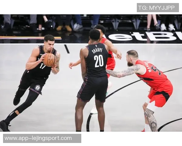 夏普的篮球世界：只专注篮筐的单打独斗如同游戏中失去传球键的困境